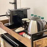 استوديو هادي بدخول ذاتي